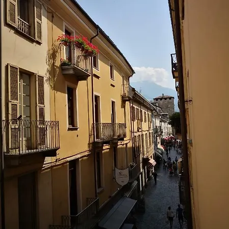 Apartament Domus Praetoria Aosta