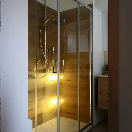 Domus Praetoria アパート *